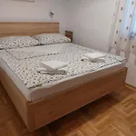 Apartment Mijo *